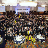 元記事内に、動画あり！“ボカロ風”社歌が聴けます。