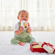 AIで赤ちゃんの睡眠を守る！寝返りやうつ伏せ寝を検知する「スマートベビーモニター」が、期間限定15％OFF