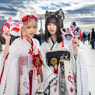 狐の嫁入り【Felinae Cookie】衣装提供：Epetice／火将ロシエル（Twitter：@Kasyou3roshieru）、西山野園美（Twitter：@nozoccho）、撮影：乃木章