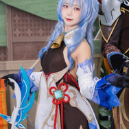 甘雨『原神』「HoYoverse」ブース／Yomi（Twitter：@yomicoskr）、撮影：乃木章