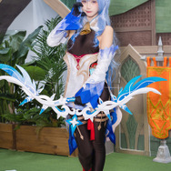 甘雨『原神』「HoYoverse」ブース／Yomi（Twitter：@yomicoskr）、撮影：乃木章