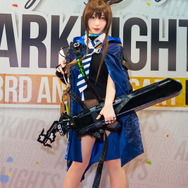 アーミヤ／伊織もえ（@iorimoe_five）、撮影：乃木章