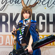 アーミヤ／伊織もえ（@iorimoe_five）、撮影：乃木章