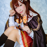 戌神ころね「ホロライブ」／モデル：あいりす、撮影：Jon