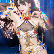 イシュタル（同人誌衣装）『Fate/Grand Order』／ねり梅（Twitter：@nrumcos）、撮影：ねぎとろ（Twitter：@negi_toro_da）