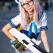 ネオン『勝利の女神:NIKKE』／零崎沙耶（Twitter：@zerozakisaya）、撮影：乃木章