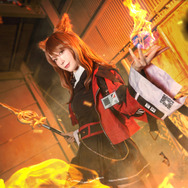 スカイフレア『アークナイツ』／箱ネコ（Twitter：@hakonyanya）、撮影：乃木章