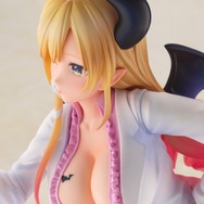 “大人のお姉さん”の魅力むんむん！目のやり場に困る「ホロライブ」“癒月ちょこ先生”フィギュア登場