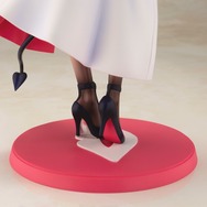 “大人のお姉さん”の魅力むんむん！目のやり場に困る「ホロライブ」“癒月ちょこ先生”フィギュア登場