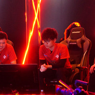 『ストリートファイターV』公式プロリーグ、グランドファイナルがついに決着！現地写真満載のダイジェスト