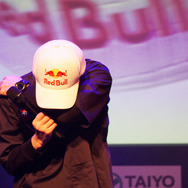 『ストリートファイターV』公式プロリーグ、グランドファイナルがついに決着！現地写真満載のダイジェスト