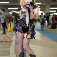 フィッシュル『原神』／なぎ（@nyan_o912）、撮影：tama