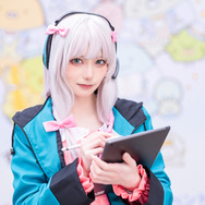 和泉紗霧『エロマンガ先生』／月海つくね（@XaiabP）、撮影：tama