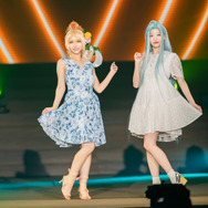 ルリア/跳兎(Twitter@toto_ototo)、エウロペ/えい梨(Twitter@kaorokuri)、撮影:乃木章(Twitter@Osefly)