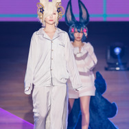 コウ/小鳥みやび(Twitter@toritori_miyabi)、撮影:乃木章(Twitter@Osefly)