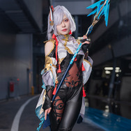 申鶴『原神』／ひよっこ（@piyo_hiyokko）、撮影：tama