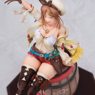 ムチムチの太ももまで完全再現!シリーズ25周年記念の「ライザ」フィギュア、予約受付開始