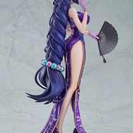 生脚のぞかせるチャイナ服姿にドキッ！『FGO』源頼光の“英霊旅装フィギュア”登場、予約開始