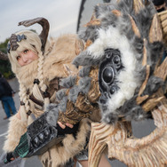 『モンスターハンター:ワールド』バフバロ装備/かずは(@kazuhacos)、撮影:tama