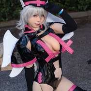 バキエル『2.5次元の誘惑』／撮影：tama