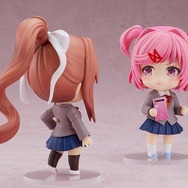 『ドキドキ文芸部！』の「ナツキ」ねんどろいど予約受付開始―可愛い笑顔で飾る？それとも…