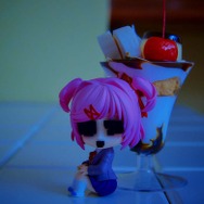 『ドキドキ文芸部！』の「ナツキ」ねんどろいど予約受付開始―可愛い笑顔で飾る？それとも…