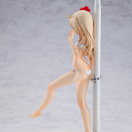 水着の紐が解けて焦るイリヤに、迫るクロエ！『プリズマ☆イリヤ』“魔力供給”フィギュア、3月8日21時の予約受付終了が迫る