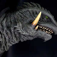 『ガメラ3』ヘッドモデルが15日まで特別価格！着ぐるみ頭部と同スケールの大ボリューム、“怖さ”すら感じられる魅力を徹底再現