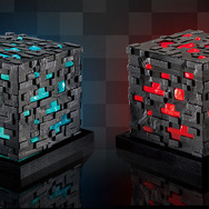 ダイヤモンドの剣やたいまつが現実世界に！『マイクラ』「リアルライフ・レプリカ」シリーズ2023年8月に発売