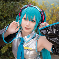 初音ミク「VOCALOID」/ちくりんことら(@TIKURIN_KOTORA)、撮影:tama
