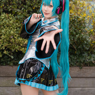 初音ミク「VOCALOID」/ちくりんことら(@TIKURIN_KOTORA)、撮影:tama