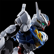 『水星の魔女』新作ガンプラ「HG 1/144 ガンダムエアリアル パーメットスコア・シックス」登場!青く輝く姿を立体化、ロゴ入りの専用台座も付属