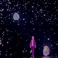 自身の5年間をマルチバースな世界へと描きなおした「叶 1st Concert『午前0時の向こう側』」ライブレポート