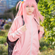 後藤ひとり『ぼっち・ざ・ろっく！』／鳴瀬ぷぷ（@__pu_pu__）、撮影：tama