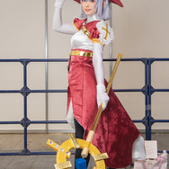 天乃リリサ自作衣装『２．５次元の誘惑』／ありさ（@muffet1010）、撮影：tama