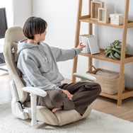 ゲーミング座椅子だって、可愛くしたい!部屋のインテリアに馴染みやすい、3色のペールトーンカラーが上品な雰囲気を演出