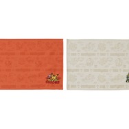 新グッズ「ピカチュウ飯店」が、本日5月3日よりポケモンセンター各店で発売！中華風の食器や、食堂の制服をイメージしたシャツなどを展開