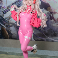 アリス『NIKKE』／千夢（@chimurin333）、撮影：tama