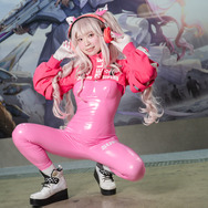 アリス『NIKKE』／千夢（@chimurin333）、撮影：tama