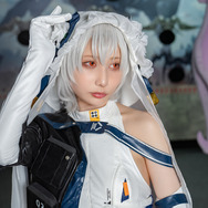 ジュリア『勝利の女神:NIKKE』／ひのきお（@hinokio_q）、撮影：tama