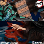 お値段約16万円の「鬼滅の刃」スタチューが、圧巻のクオリティ!炭治郎&禰豆子による”水の呼吸+生生流転”を、魂込めて再現