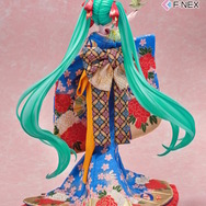 約20万円も納得のハイクオリティ！「初音ミク」日本人形