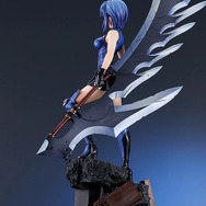 身の丈以上の「出血死（ブレイド）」に圧倒！全高470mm、凄まじい存在感の『月姫』“シエル”フィギュア登場
