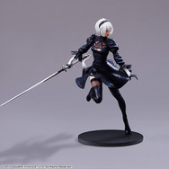 黒の衣装にチラッと見える美しい太もも!『ニーア オートマタ』より「2B(ヨルハ二号B型)」ゴーグルON/OFF、2つのフィギュアが手に取りやすい価格に