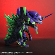 「ゴジラ対エヴァンゲリオン」のフィギュア、本日11日予約開始!G細胞を投入された「エヴァ初号機」が禍々しい