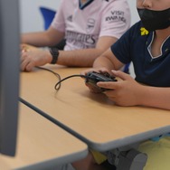 『なつもん！』を現役小学生が遊んだら「古臭い」と感じるの？ 生まれる前の“90年代の夏休み”プレイ体験と、驚きの反応