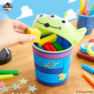 「トイストーリー」一番くじのアイテムがカラフルで可愛い！目玉のA賞「ウッディ」フィギュアは足裏の“名前入り”と、こだわりの造形