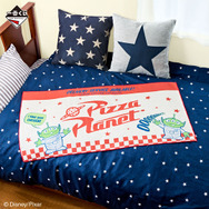 「トイストーリー」一番くじのアイテムがカラフルで可愛い！目玉のA賞「ウッディ」フィギュアは足裏の“名前入り”と、こだわりの造形