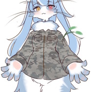 自衛隊公式キャラ「おまねこ」の新イラストが界隈に“突き刺さる”―白衣でもてなす激かわ猫、ただし“オス”である