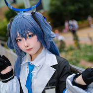 【美品・値下げ】ブルーアーカイブ　ブルアカ　早瀬ユウカ　コスプレ コスプレ】クールな『ブルアカ』ユウカが可愛い！注目レイヤー